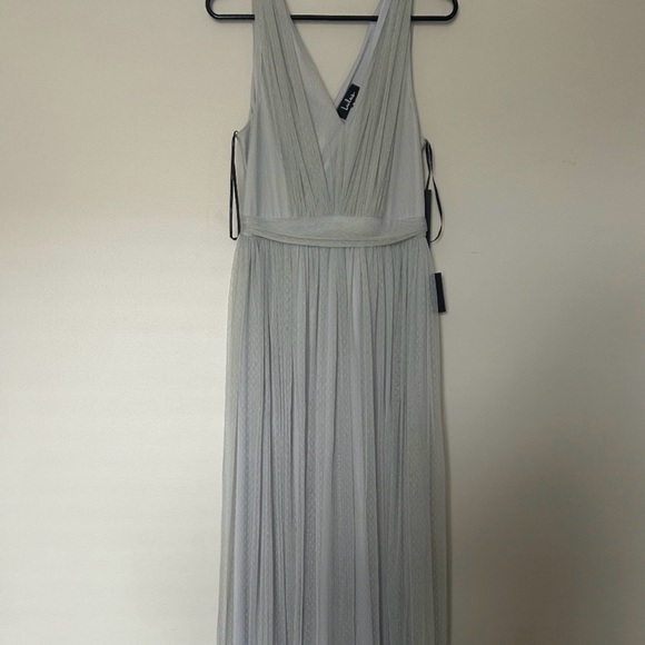 Lulus Dresses & Skirts - Lulu's Pale Gray V-Neck Sleeveless Maxi Dress